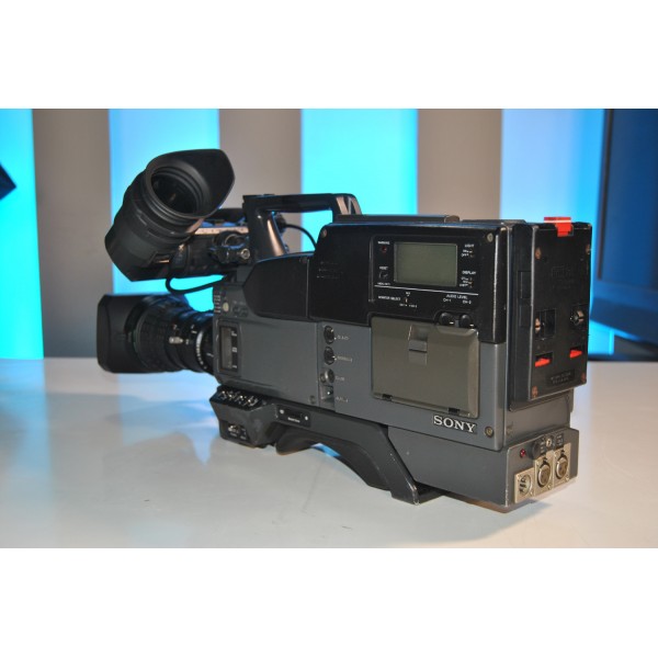 Sony Betacam PVV3 + DXC 50  Video Camera +Fujinon A20X8.6BRM (OV.01)