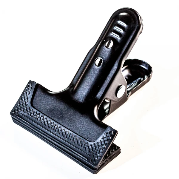 Μεταλλικός αντάπτορας για στήριξη πανιών σε Backdrop  Μεταλλικός αντάπτορας για στήριξη πανιών σε Backdrop