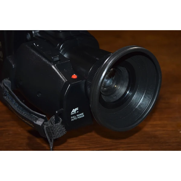 Vintage Panasonic NV-M50 VHS Camcorder (1999) Vintage Panasonic NV-M50 VHS Camcorder (1999)