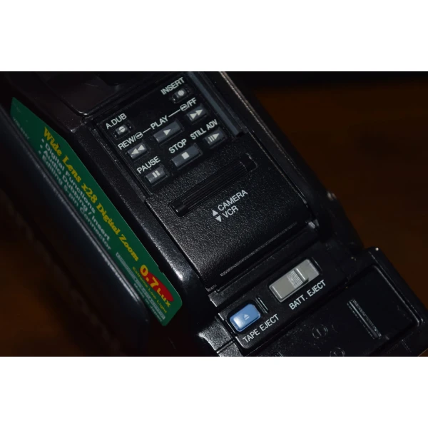 Vintage Panasonic NV-M50 VHS Camcorder (1999) Vintage Panasonic NV-M50 VHS Camcorder (1999)